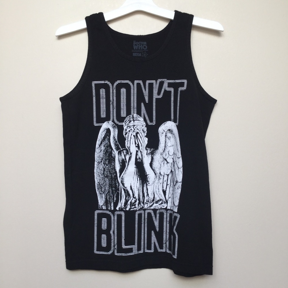 🛑 3/$15 Doctor Who Don’t Blink tank top size small